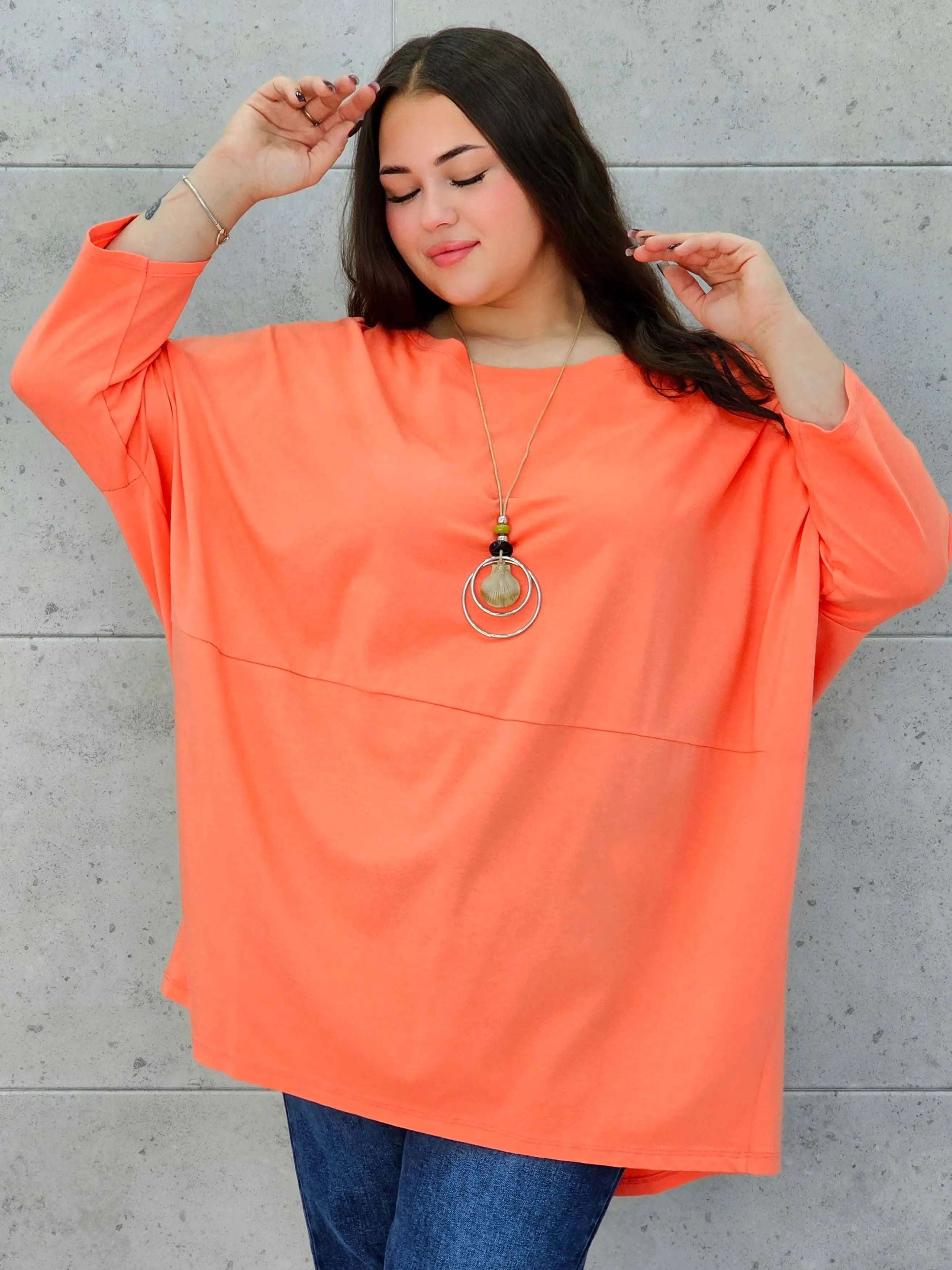 Bluzka plus size StylowaXL – lekka, oversize’owa i pełna koloru - Stylowa XL