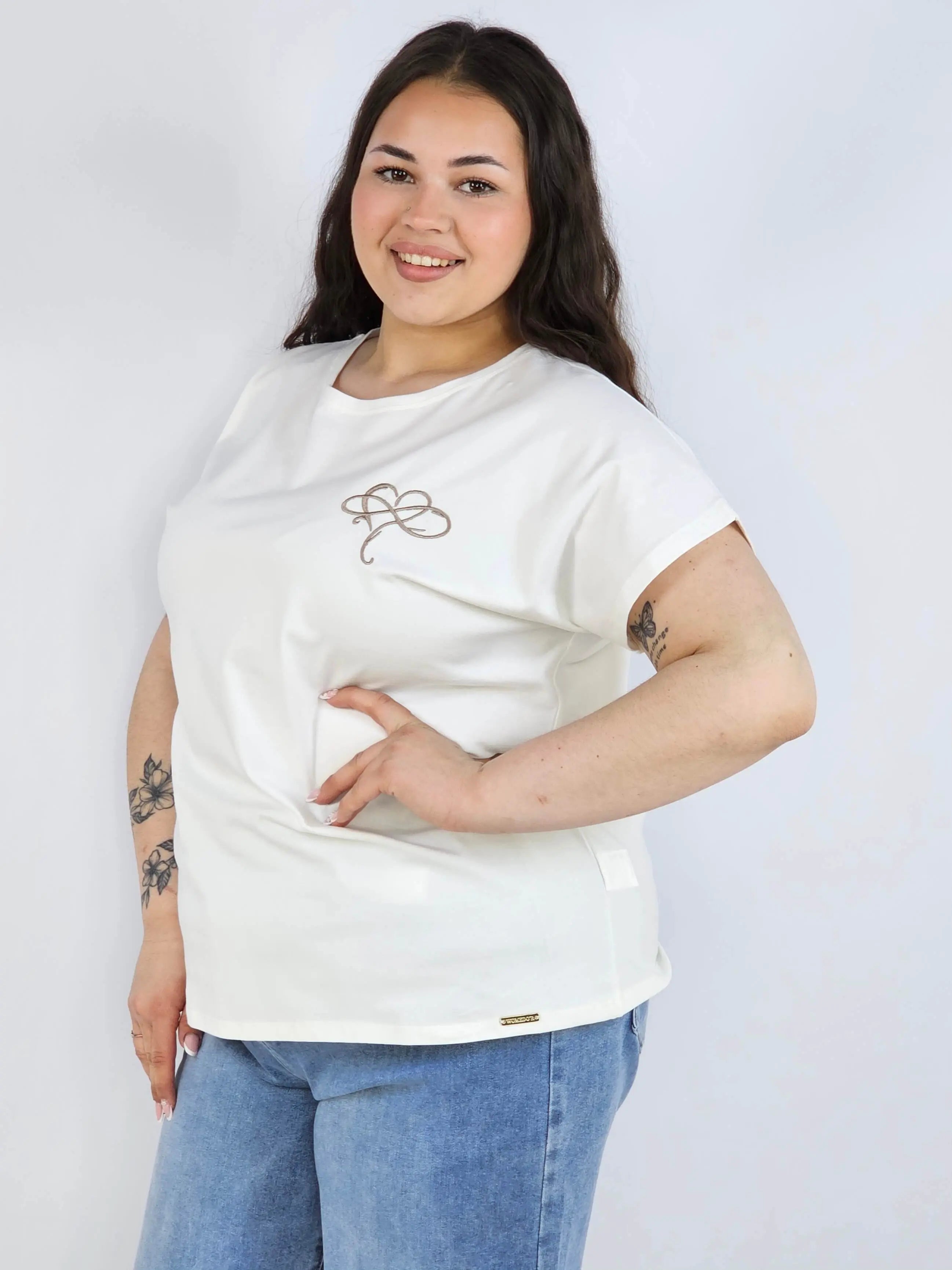 Bluzka plus size XXL basic – minimalistyczna i stylowa na co dzień Stylowa XL