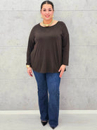 Bluzka plus size – elegancka i wygodna odzież XXL Stylowa XL