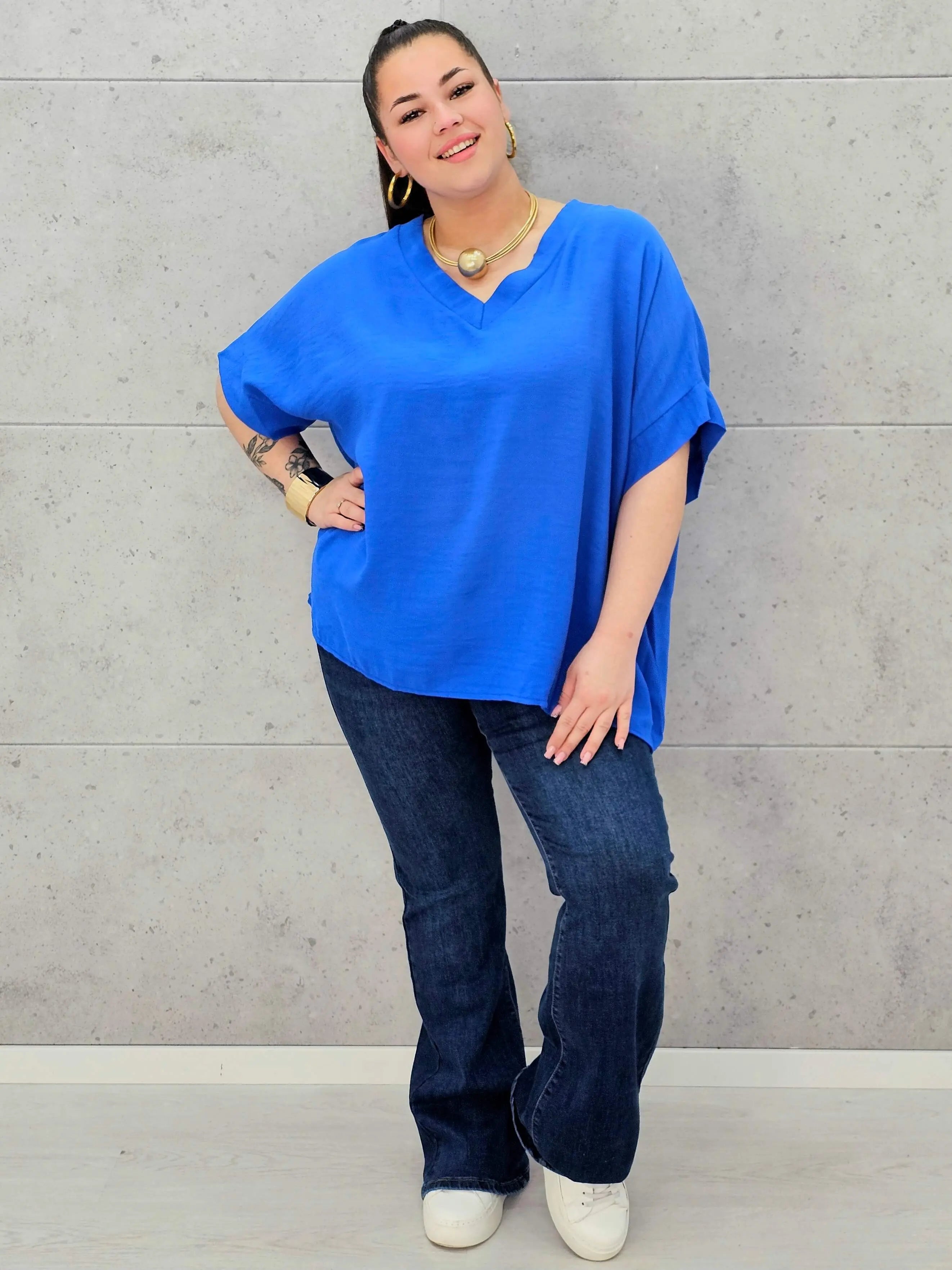 Bluzka plus size – klasyczna prostota w świeżym wydaniu Stylowa XL