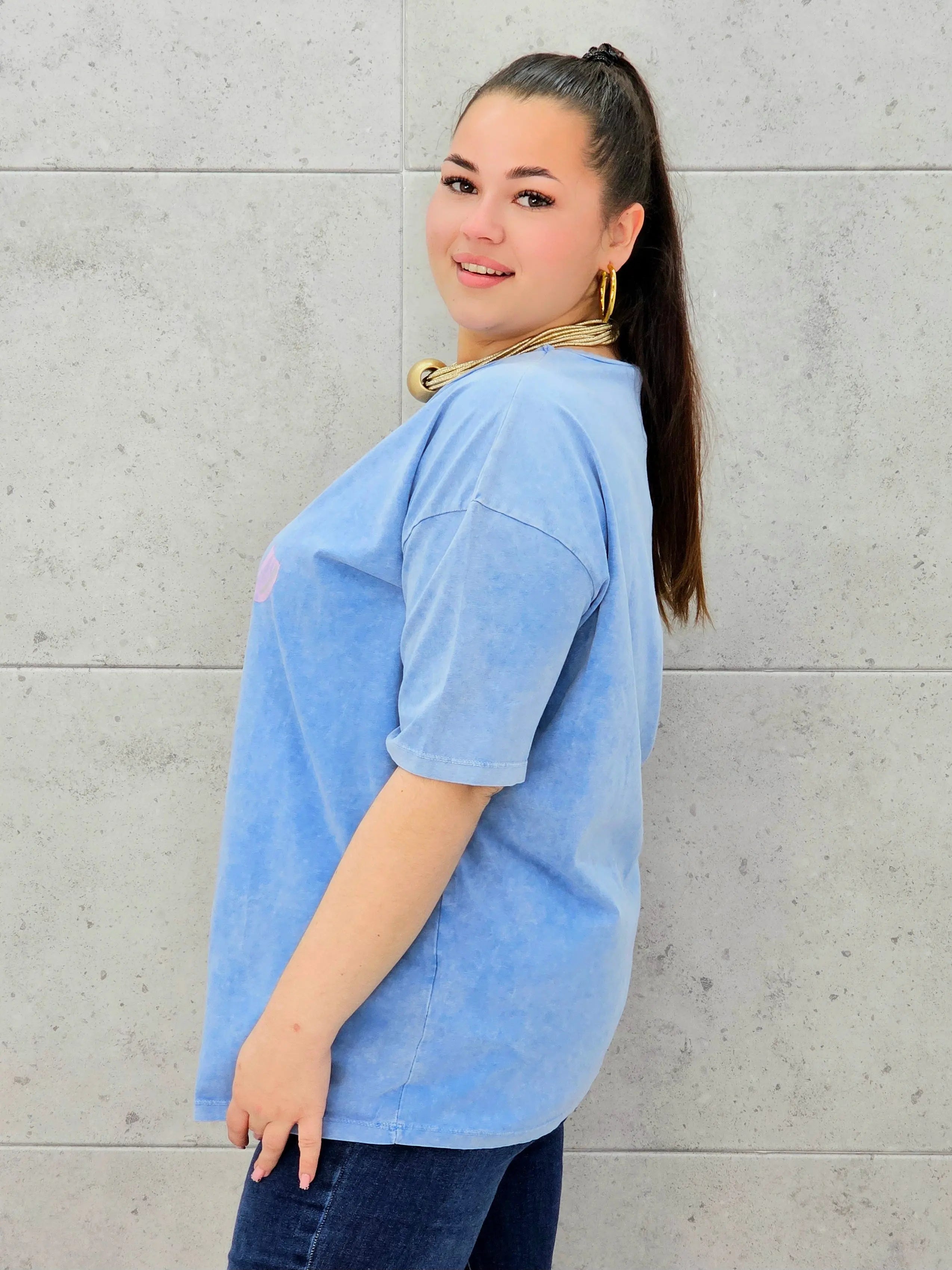 Bluzka plus size – miejski luz i wygoda w stylu casual Stylowa XL