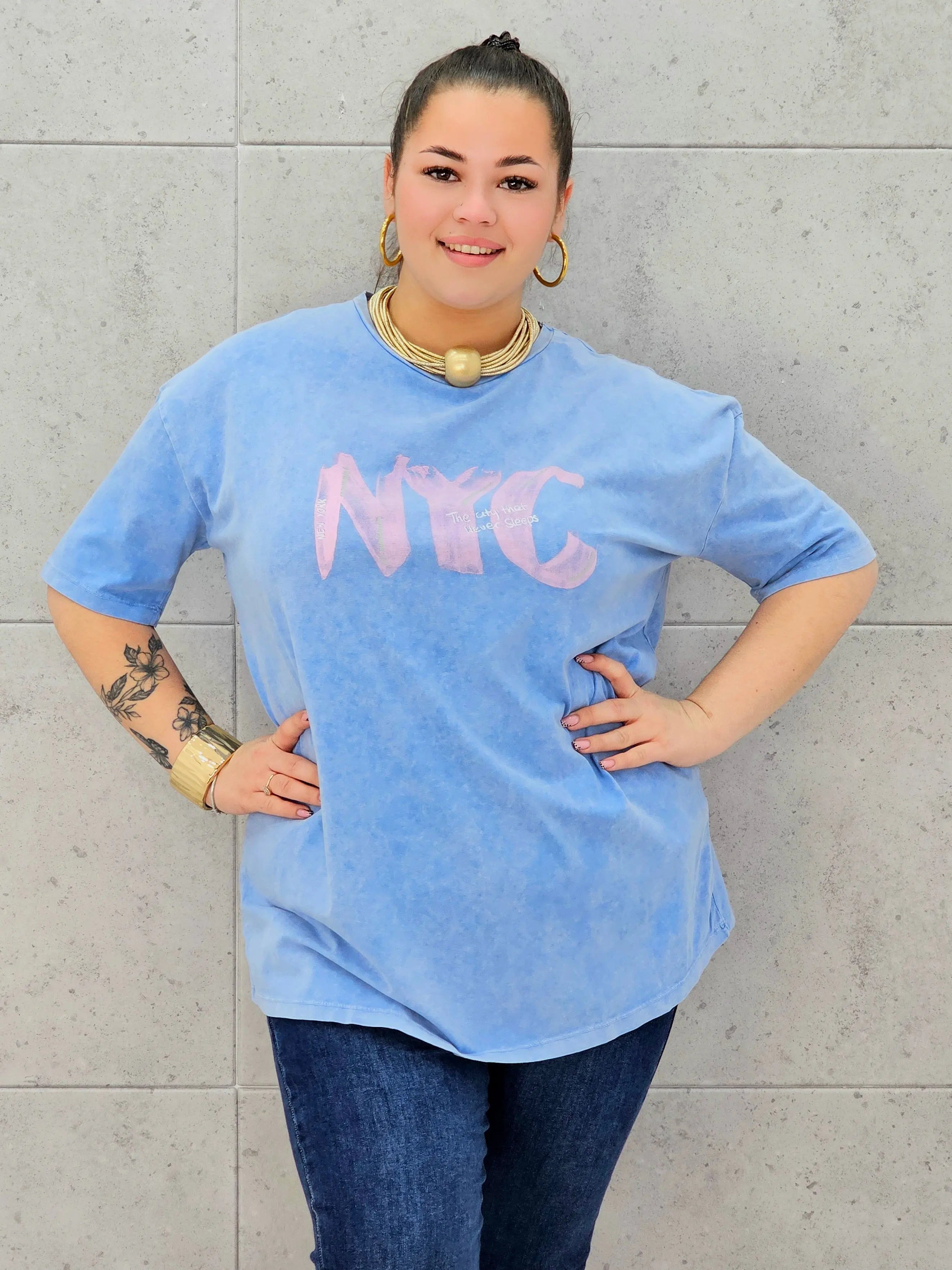 Bluzka plus size – miejski luz i wygoda w stylu casual Stylowa XL