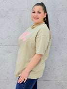 Bluzka plus size – miejski luz i wygoda w stylu casual Stylowa XL