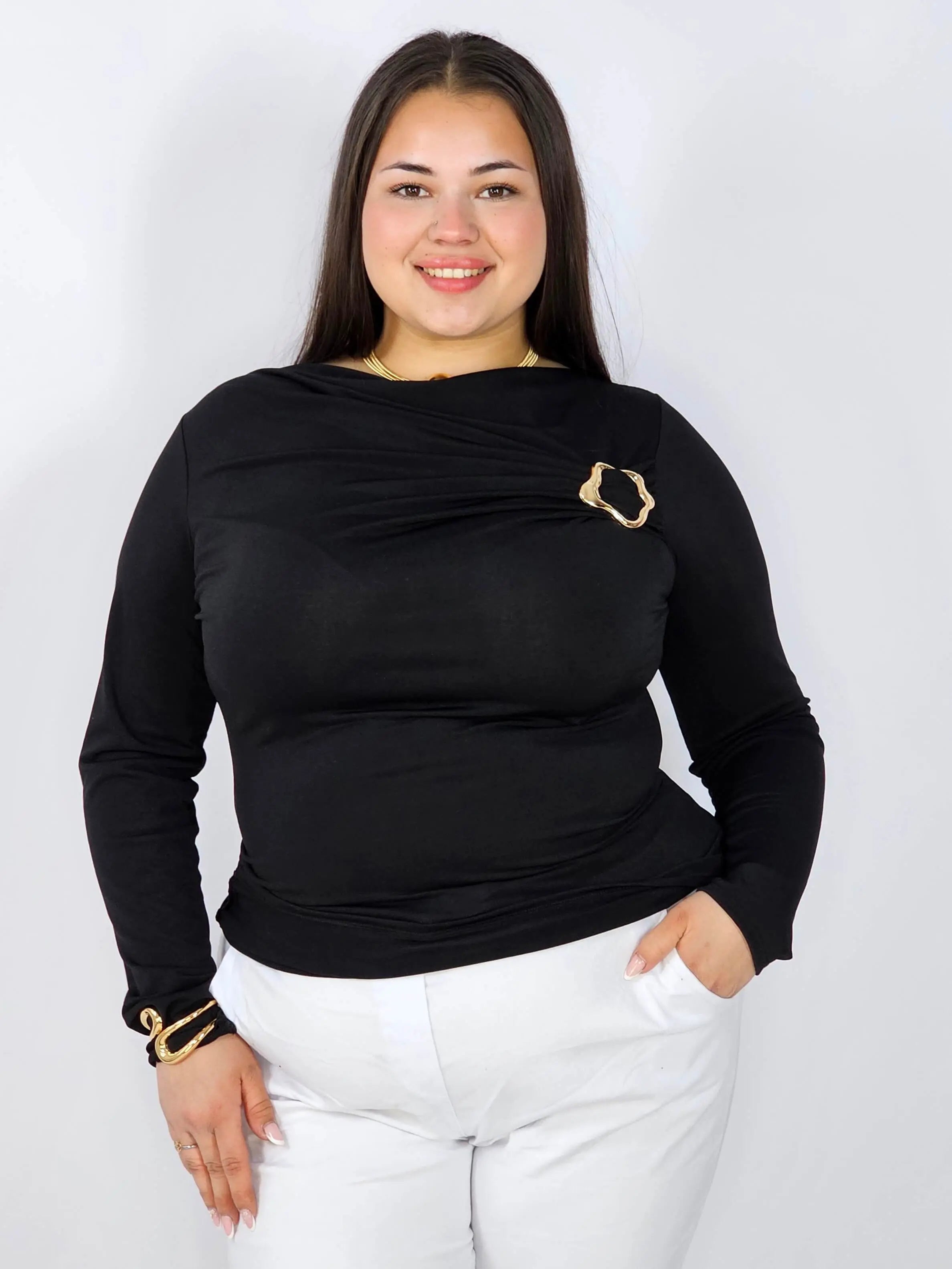 Bluzka plus size elegancka z ozdobną klamrą – dopasowana i stylowa Stylowa XL