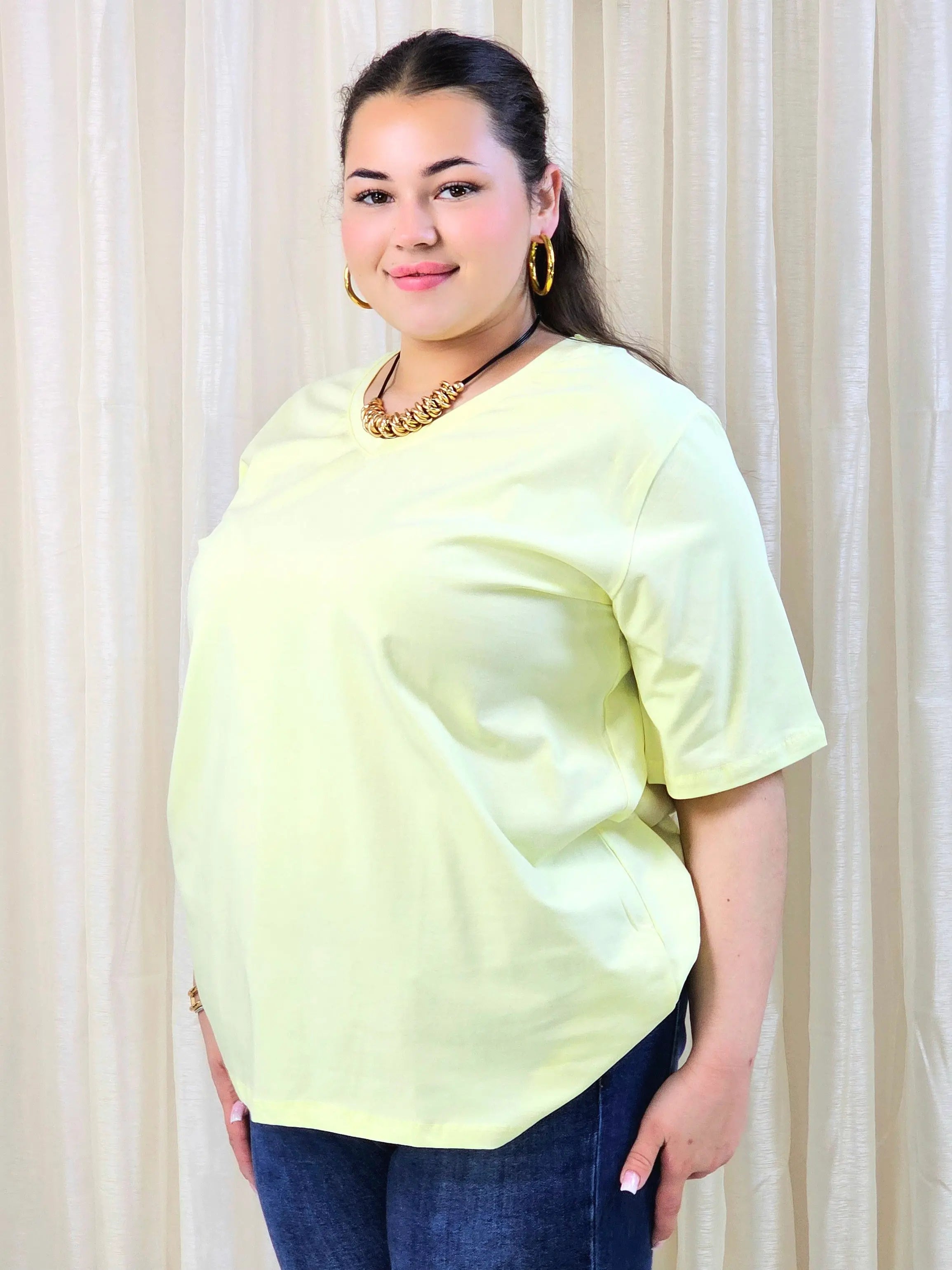 Bluzka plus size gładka z dekoltem V – klasyczna bluzka damska XXL w wielu kolorach Stylowa XL