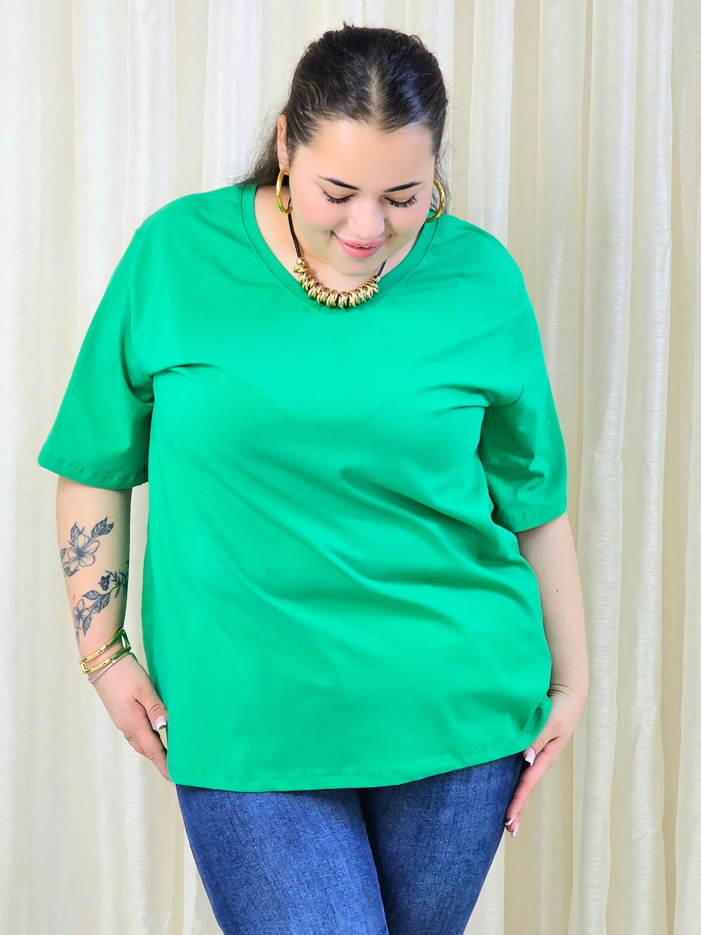 Bluzka plus size gładka z dekoltem V – klasyczna bluzka damska XXL w wielu kolorach Stylowa XL