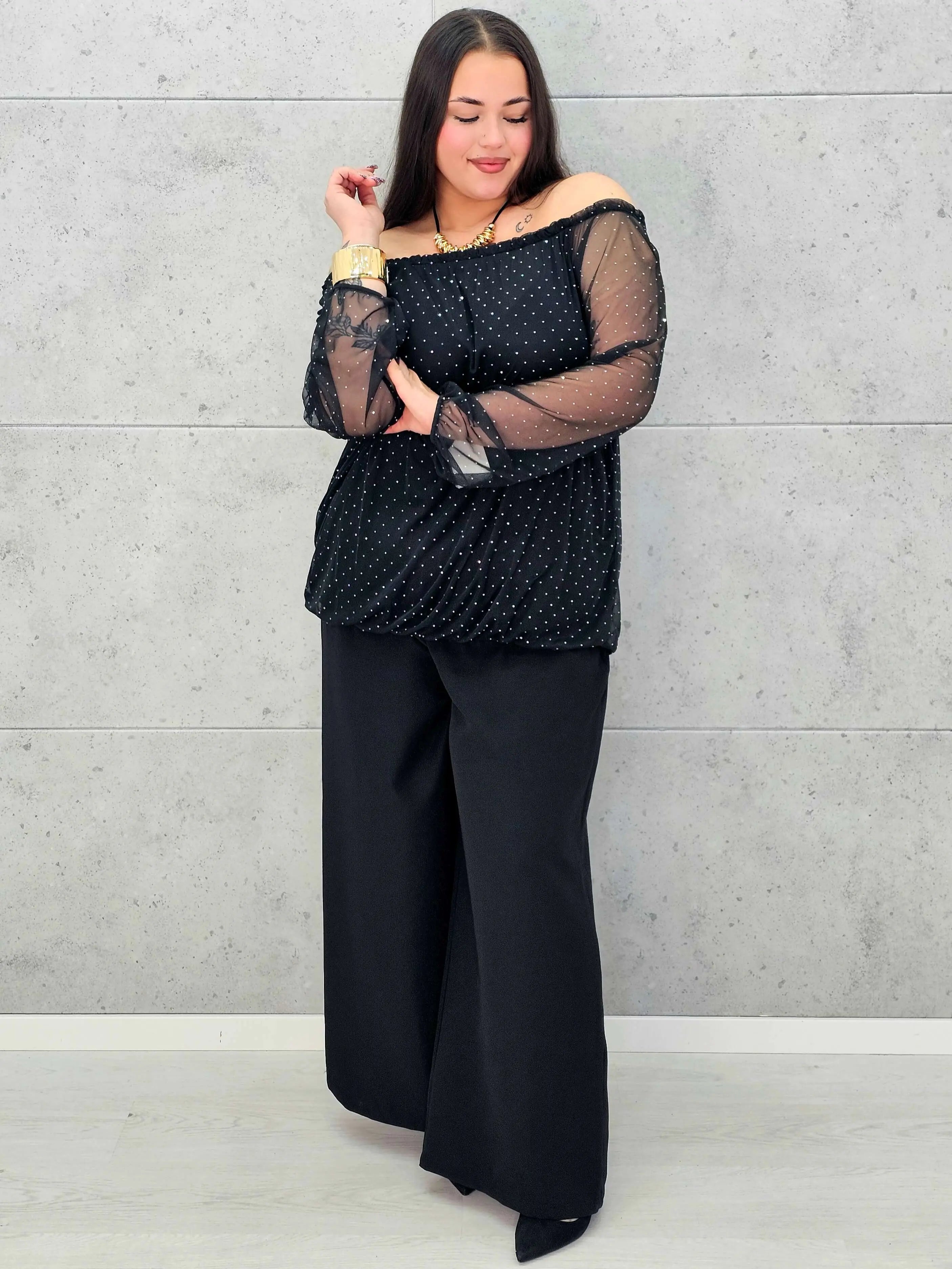 Bluzka plus size hiszpanka z tiulu w kropeczki – kobiecy urok i lekkość Stylowa XL Stylowa XL