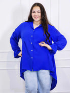 Bluzka plus size koszulowa z dłuższym tyłem – lekka, oversize, na guziki XXL Stylowa XL