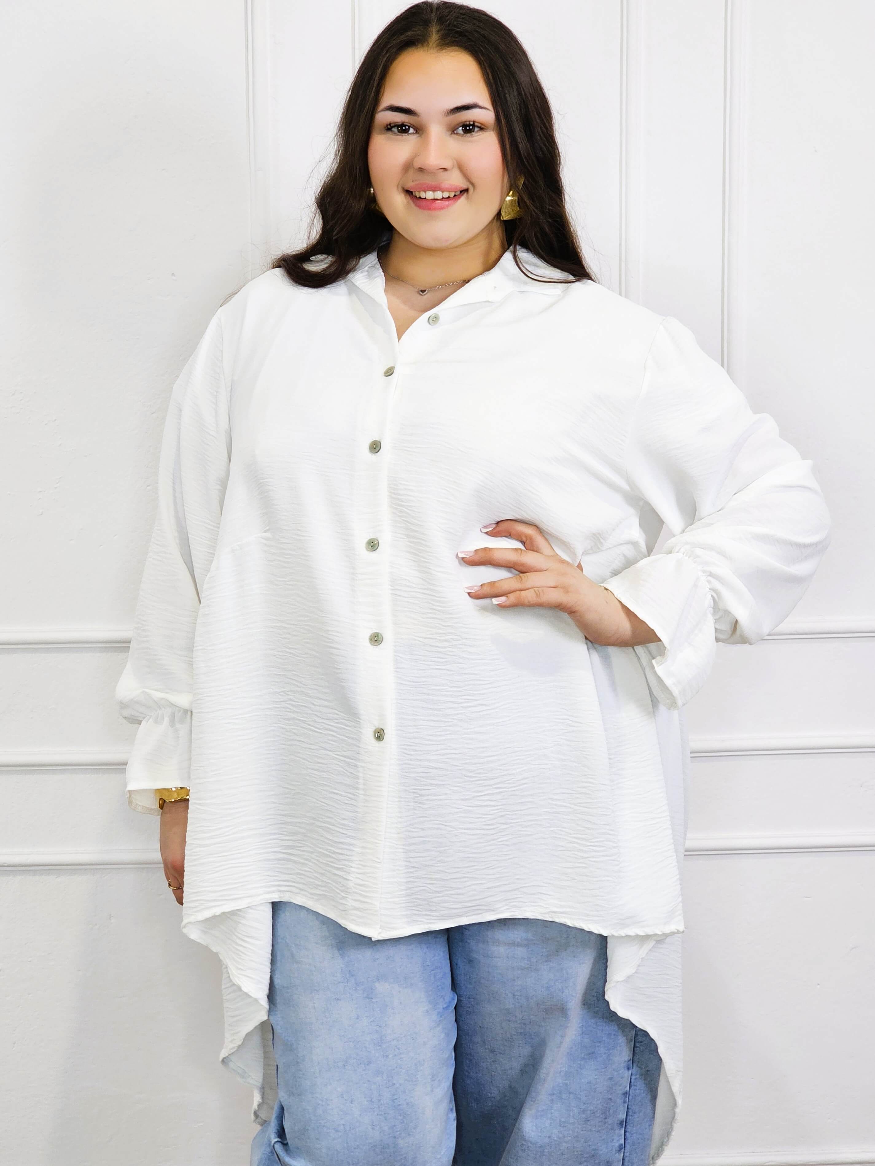 Bluzka plus size koszulowa z dłuższym tyłem – lekka, oversize, na guziki XXL Stylowa XL