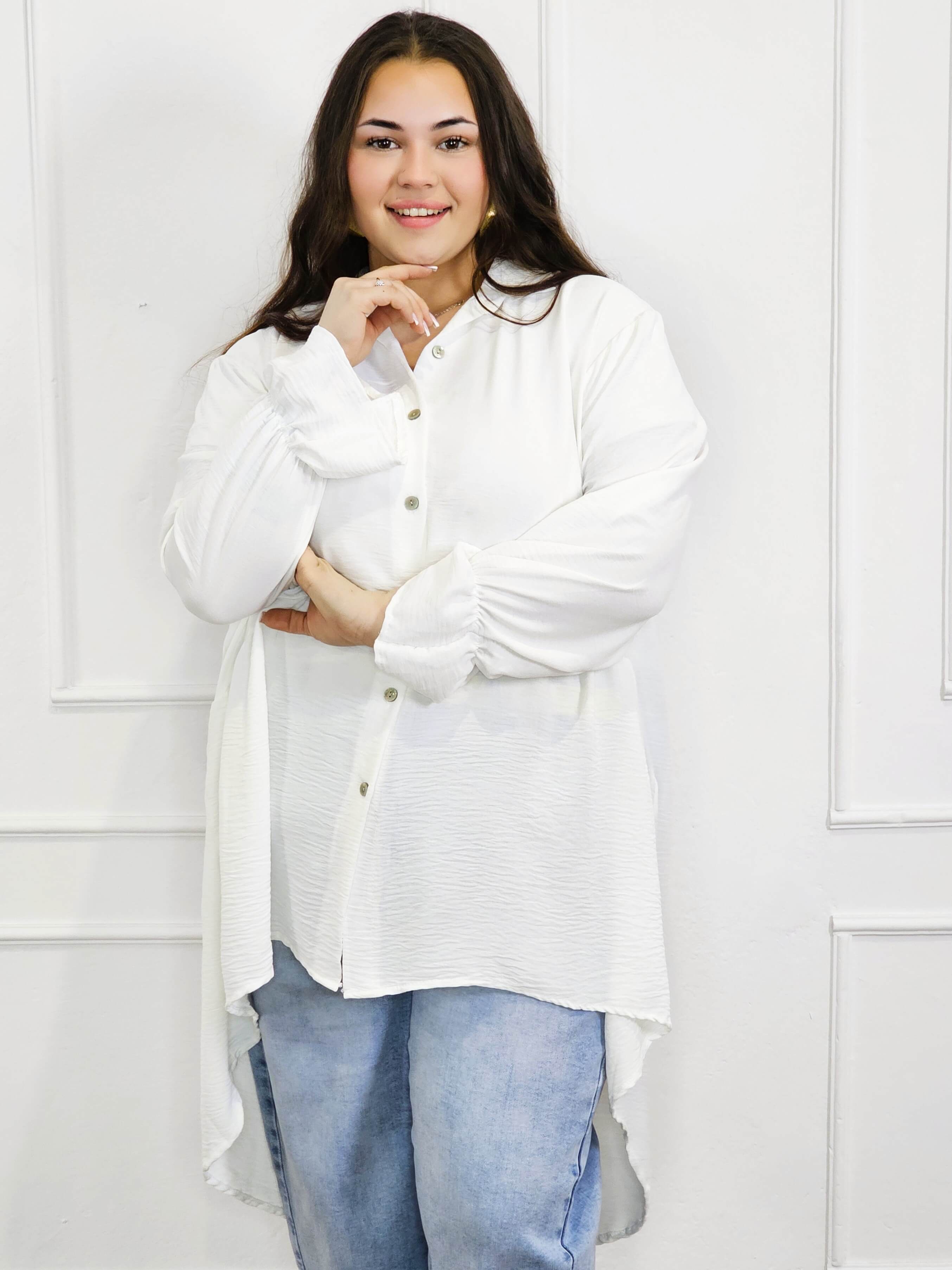 Bluzka plus size koszulowa z dłuższym tyłem – lekka, oversize, na guziki XXL Stylowa XL