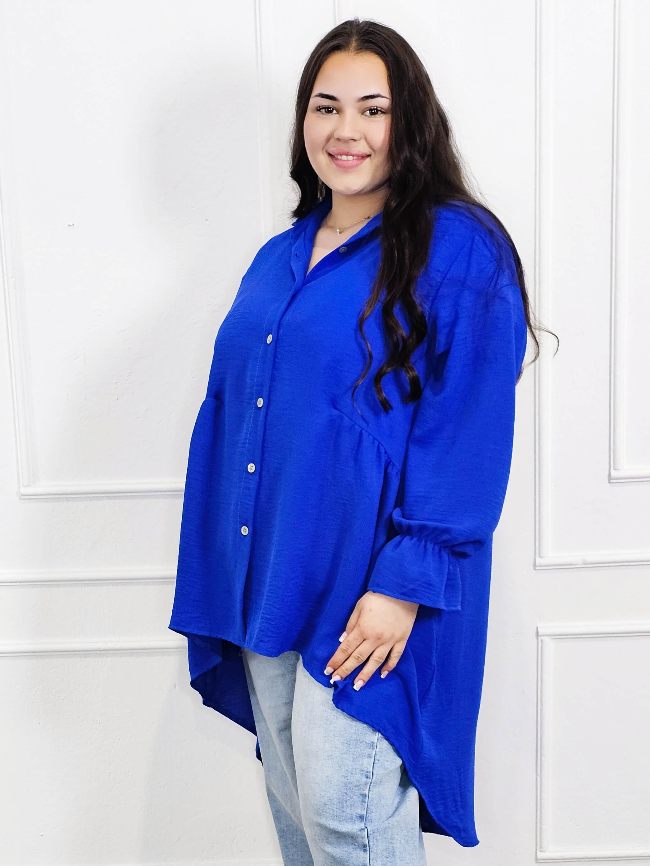 Bluzka plus size koszulowa z dłuższym tyłem – lekka, oversize, na guziki XXL Stylowa XL