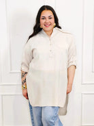 Bluzka plus size koszulowa z dłuższym tyłem – luźny fason XXL Stylowa XL