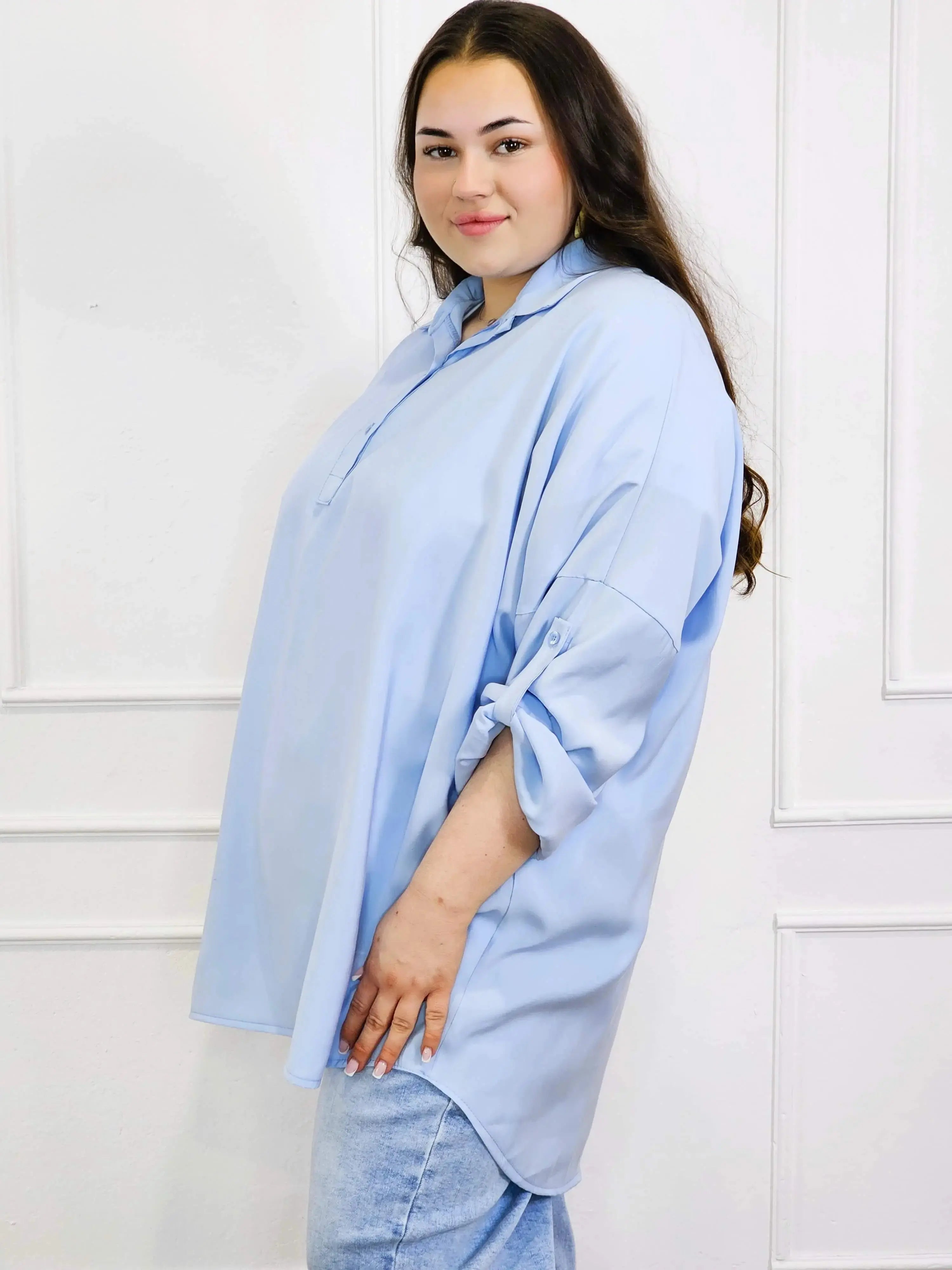 Bluzka plus size koszulowa z kołnierzykiem – luźny fason oversize z dłuższym tyłem Stylowa XL
