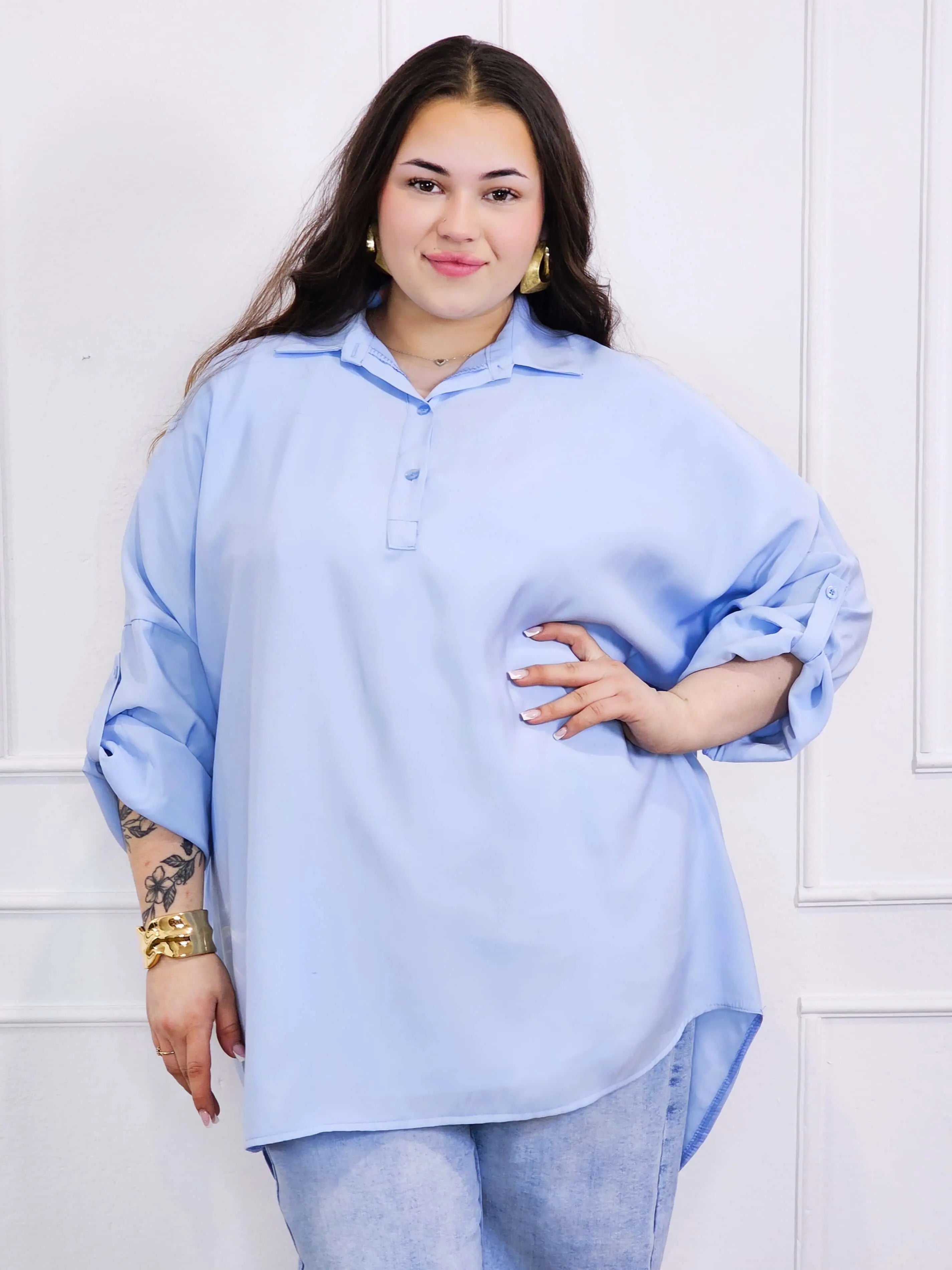 Bluzka plus size koszulowa z kołnierzykiem – luźny fason oversize z dłuższym tyłem Stylowa XL