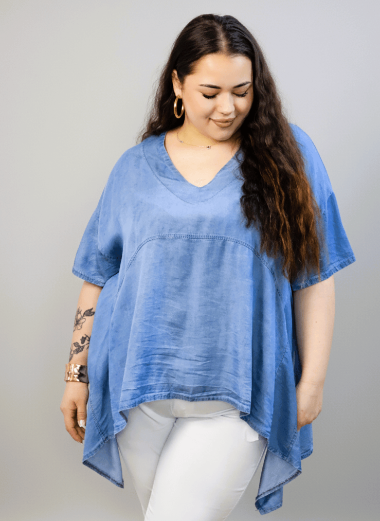Bluzka plus size niebieska oversize – asymetryczna bluzka XXL z dekoltem V Stylowa XL