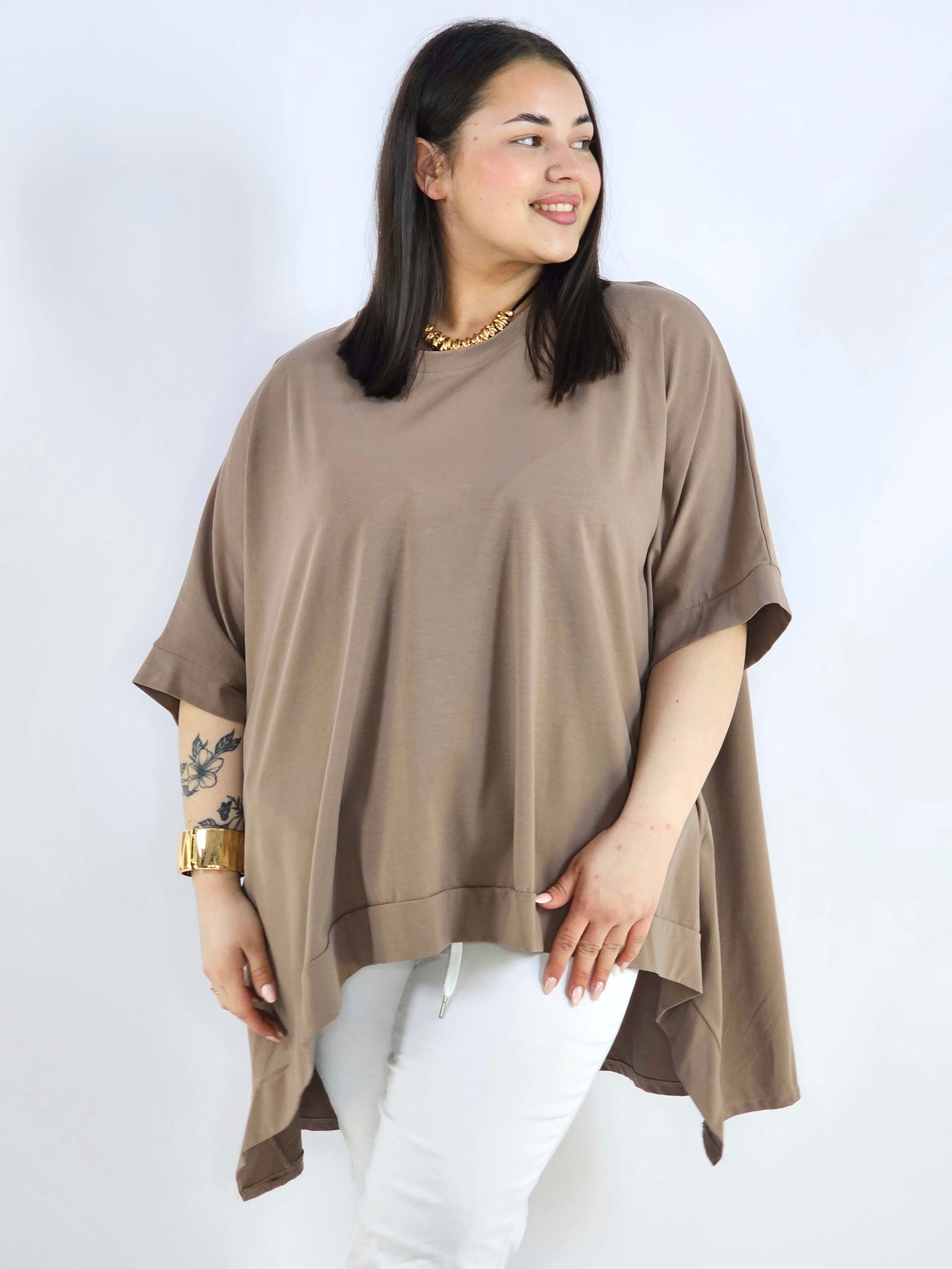 Bluzka plus size oversize z asymetrycznym dołem – wygodna bluzka damska XXL Stylowa XL