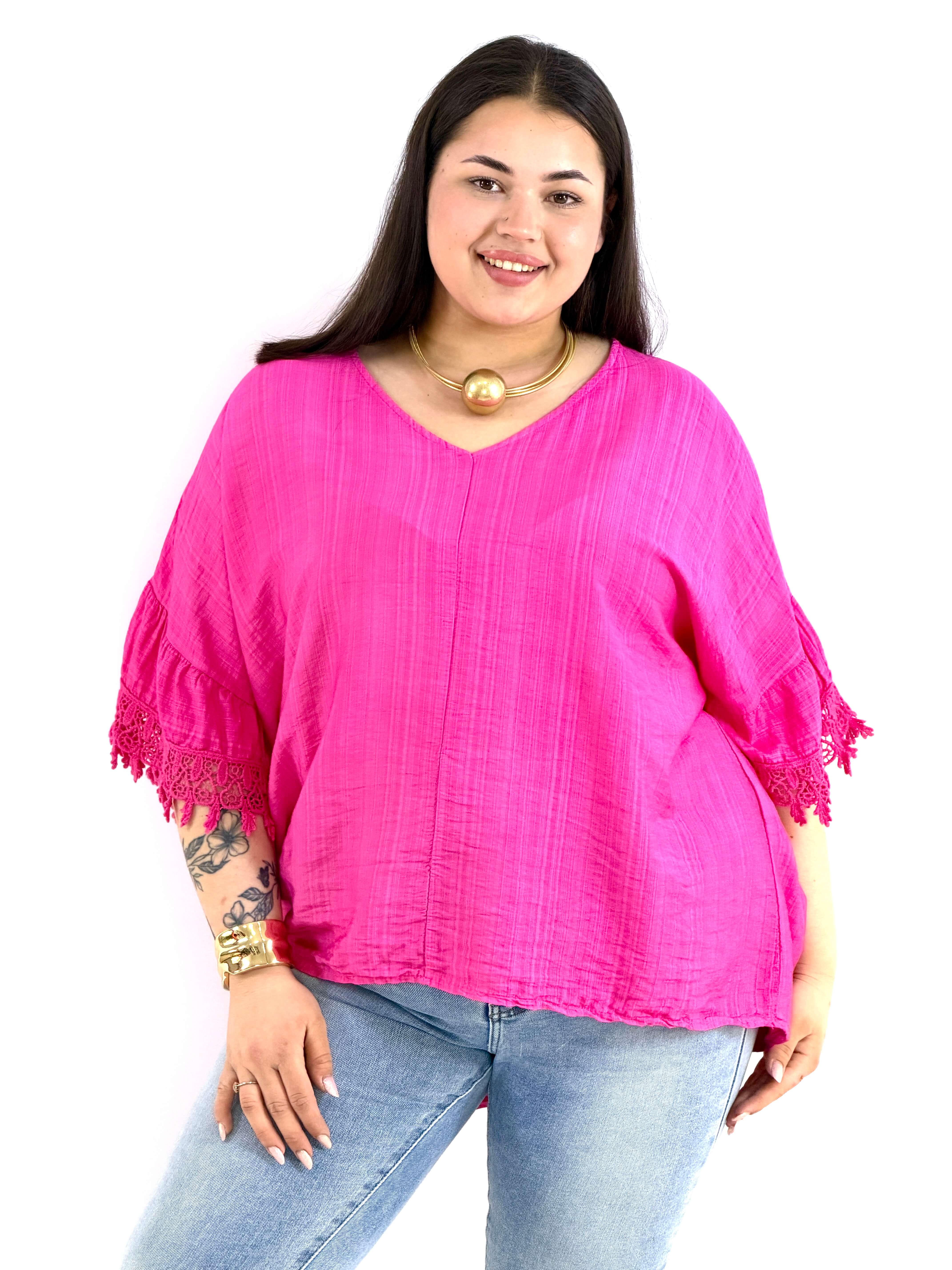 Bluzka plus size oversize z koronkowym rękawem – lekka i stylowa Stylowa XL