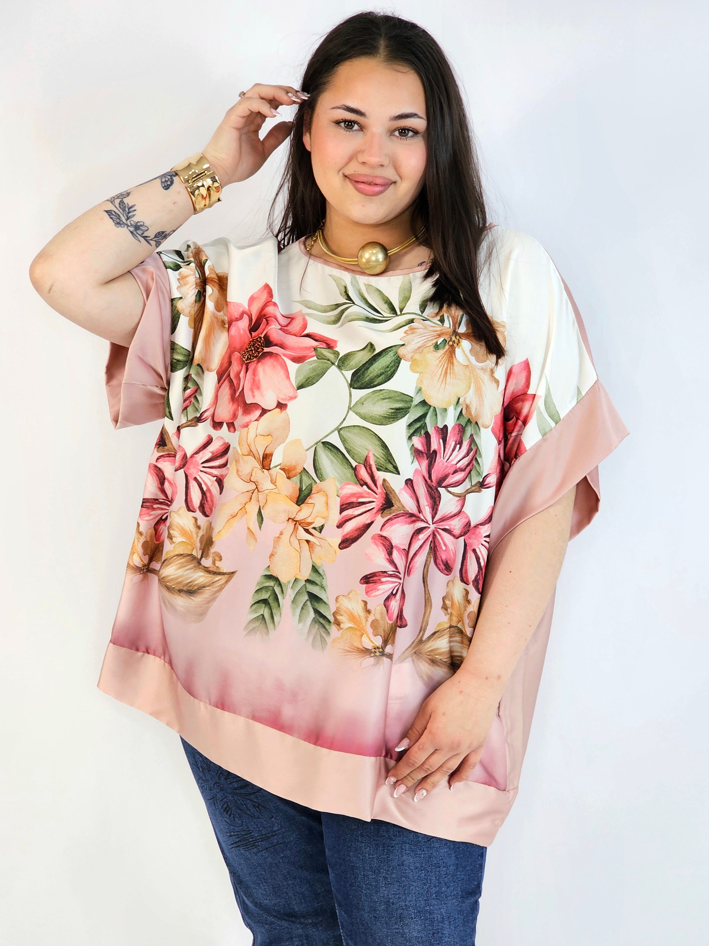 Bluzka plus size w kwiaty – lekka i stylowa bluzka damska Stylowa XL