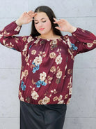 Bluzka hiszpanka plus size w kwiaty bordowa – Stylowa XL w całości 