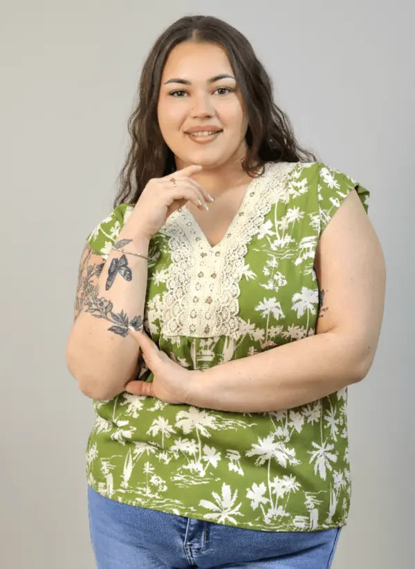 Bluzka plus size z dekoltem V i koronkową aplikacją Stylowa XL