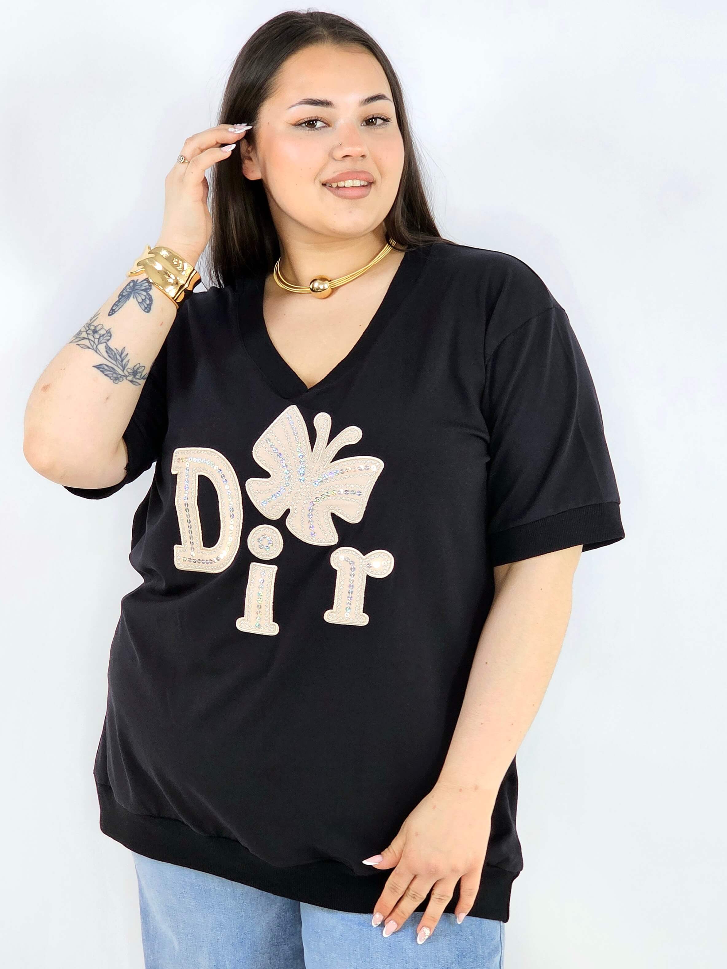 Bluzka plus size z dekoltem V i ozdobnym napisem Stylowa XL