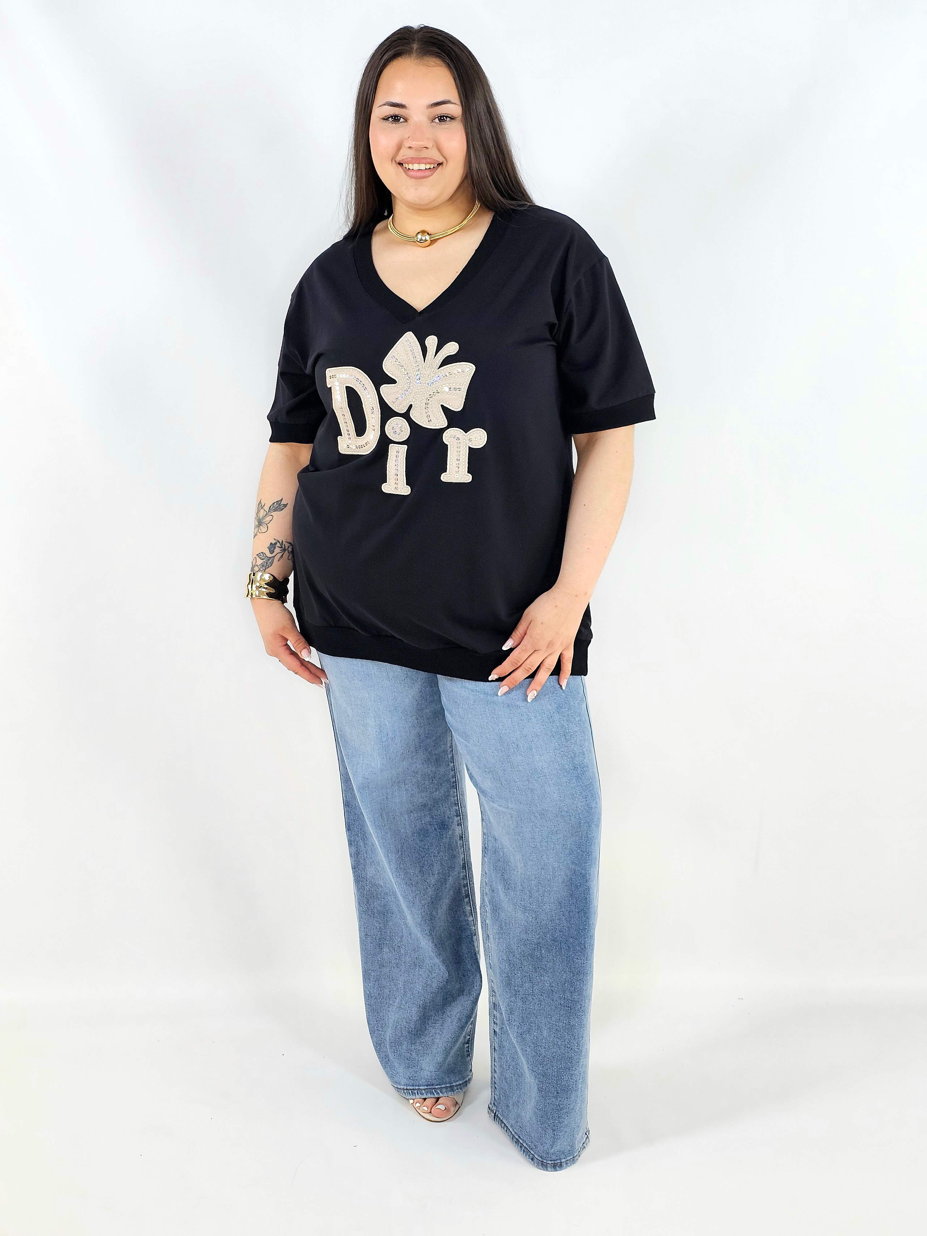 Bluzka plus size z dekoltem V i ozdobnym napisem Stylowa XL