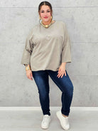 Bluzka plus size z długim rękawem – komfort i styl w jednym Stylowa XL