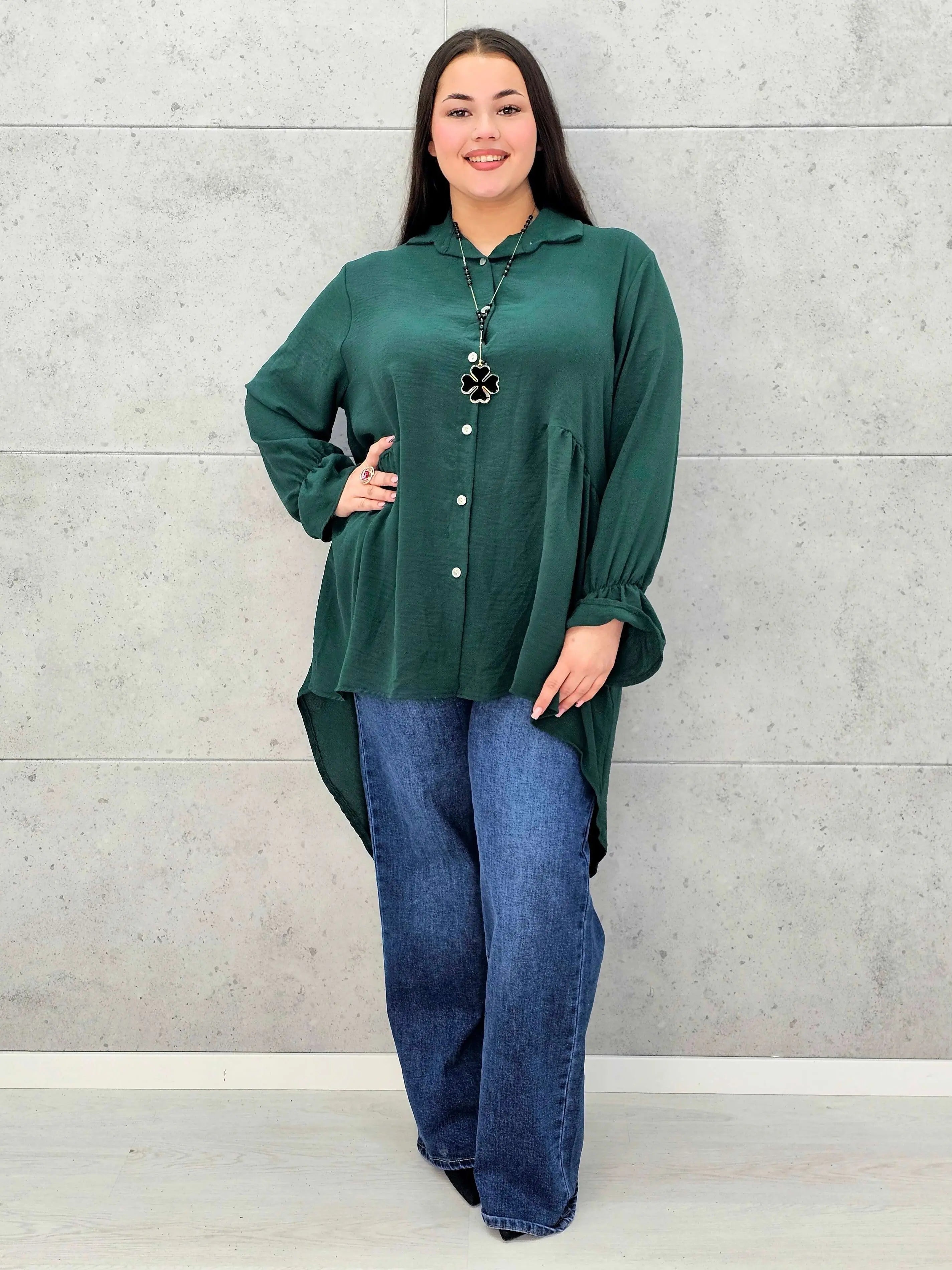 Bluzka plus size z dłuższym tyłem i eleganckim fasonem - Stylowa XL