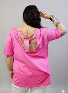 Bluzka plus size z efektownym wycięciem na plecach Stylowa XL
