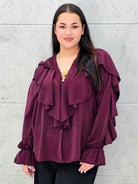 Bluzka plus size z falbanami – romantyczny szyk i wygoda w eleganckim stylu - Stylowa XL