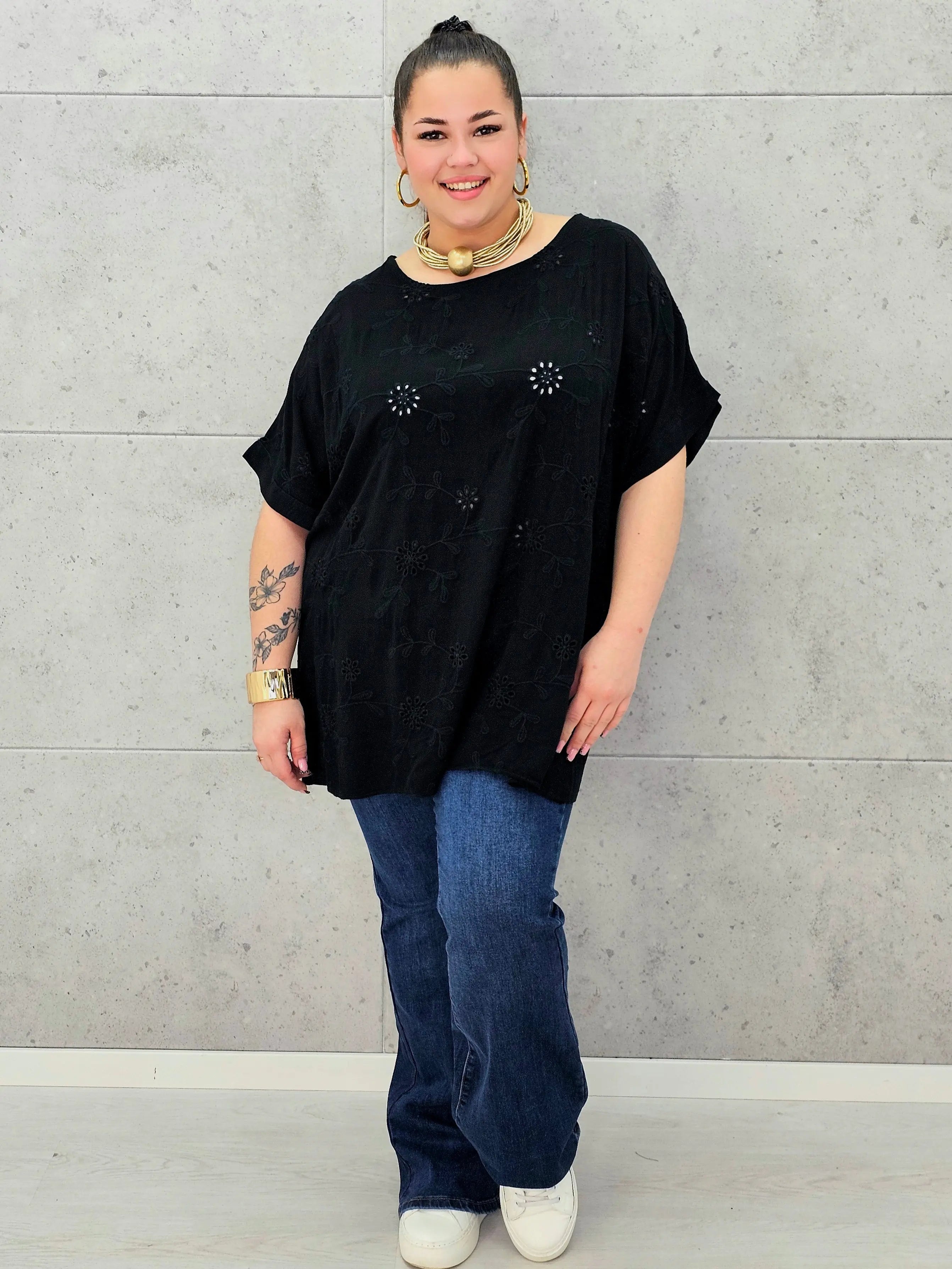 Bluzka plus size z haftem – lekka i kobieca bluzka XXL Stylowa XL