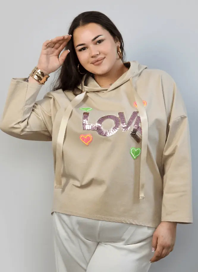 Bluzka plus size z kapturem LOVE – modna bluzka XXL Stylowa XL