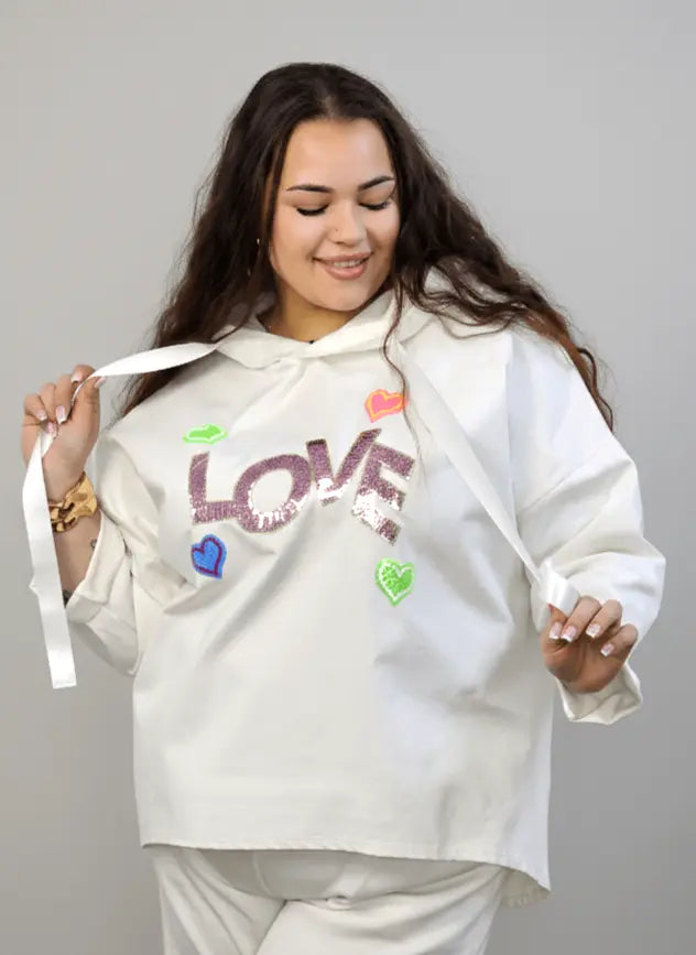 Bluzka plus size z kapturem LOVE – modna bluzka XXL Stylowa XL