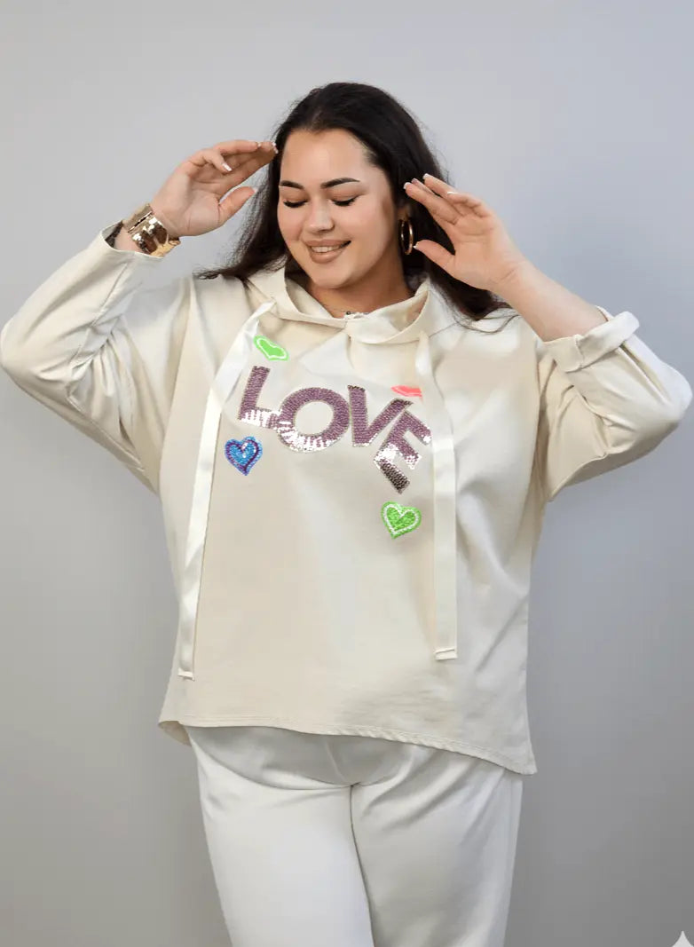 Bluzka plus size z kapturem LOVE – modna bluzka XXL Stylowa XL