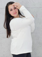 Bluzka plus size z kokardką – elegancka i wygodna propozycja dla każdej sylwetki Stylowa XL