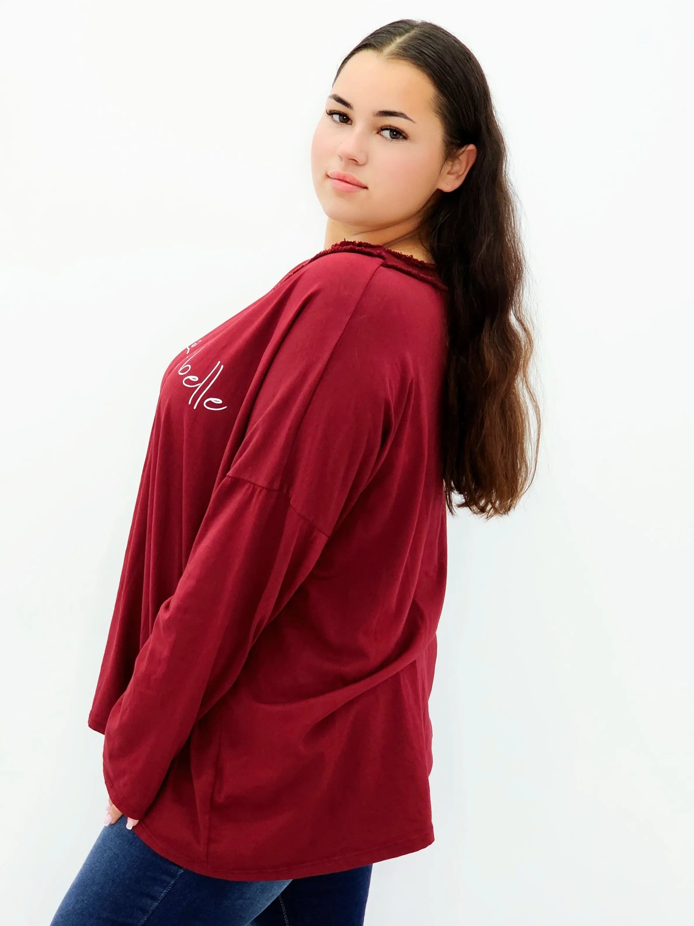 Bluzka plus size z napisem „La vie est belle” – modna, wygodna i stylowa Stylowa XL