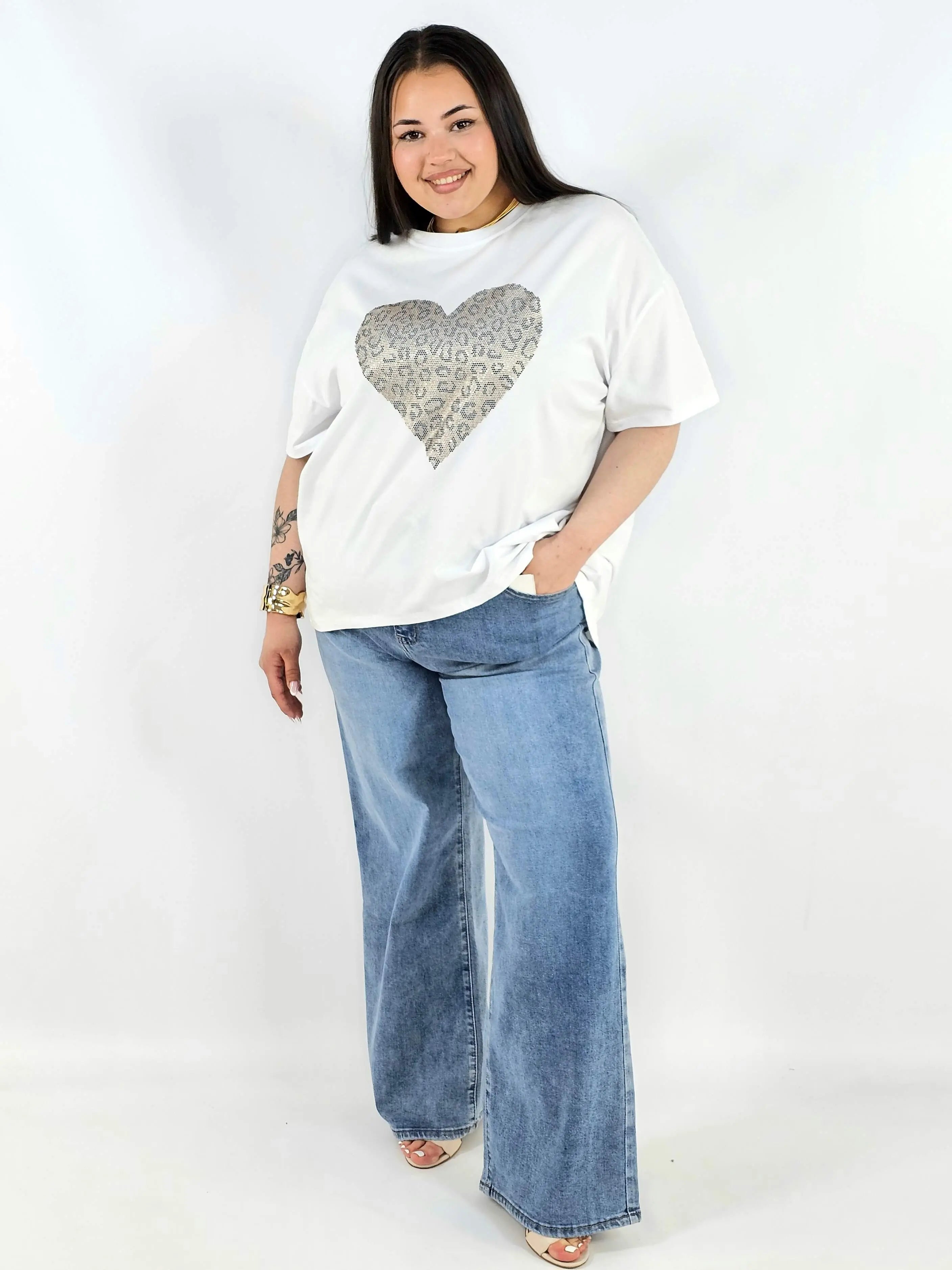 Bluzka plus size z ozdobnym sercem oversize lekka i stylowa Stylowa XL