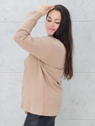 Bluzka plus size z serduszkiem – kobiecy blask w wersji XL Stylowa XL