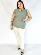 Bluzka plus size z wiskozy – lekka bluzka damska XXL z haftowanym rękawem Stylowa XL