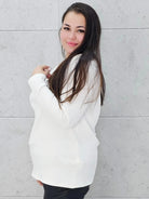 Bluzka prążkowana plus size z koronką - elegancja i wygoda Stylowa XL