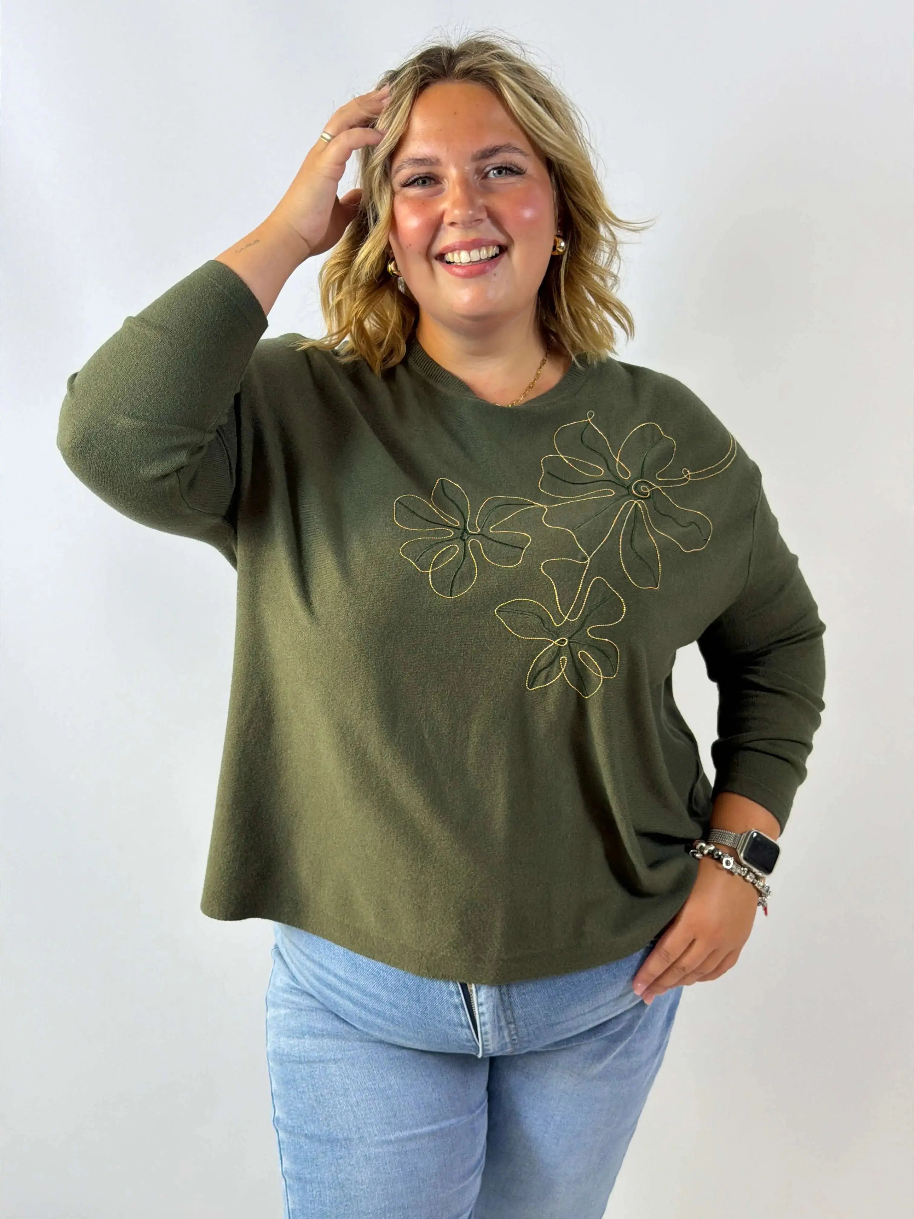 Bluzka sweterkowa Plus Size z efektownym haftem kwiatowym Stylowa XL