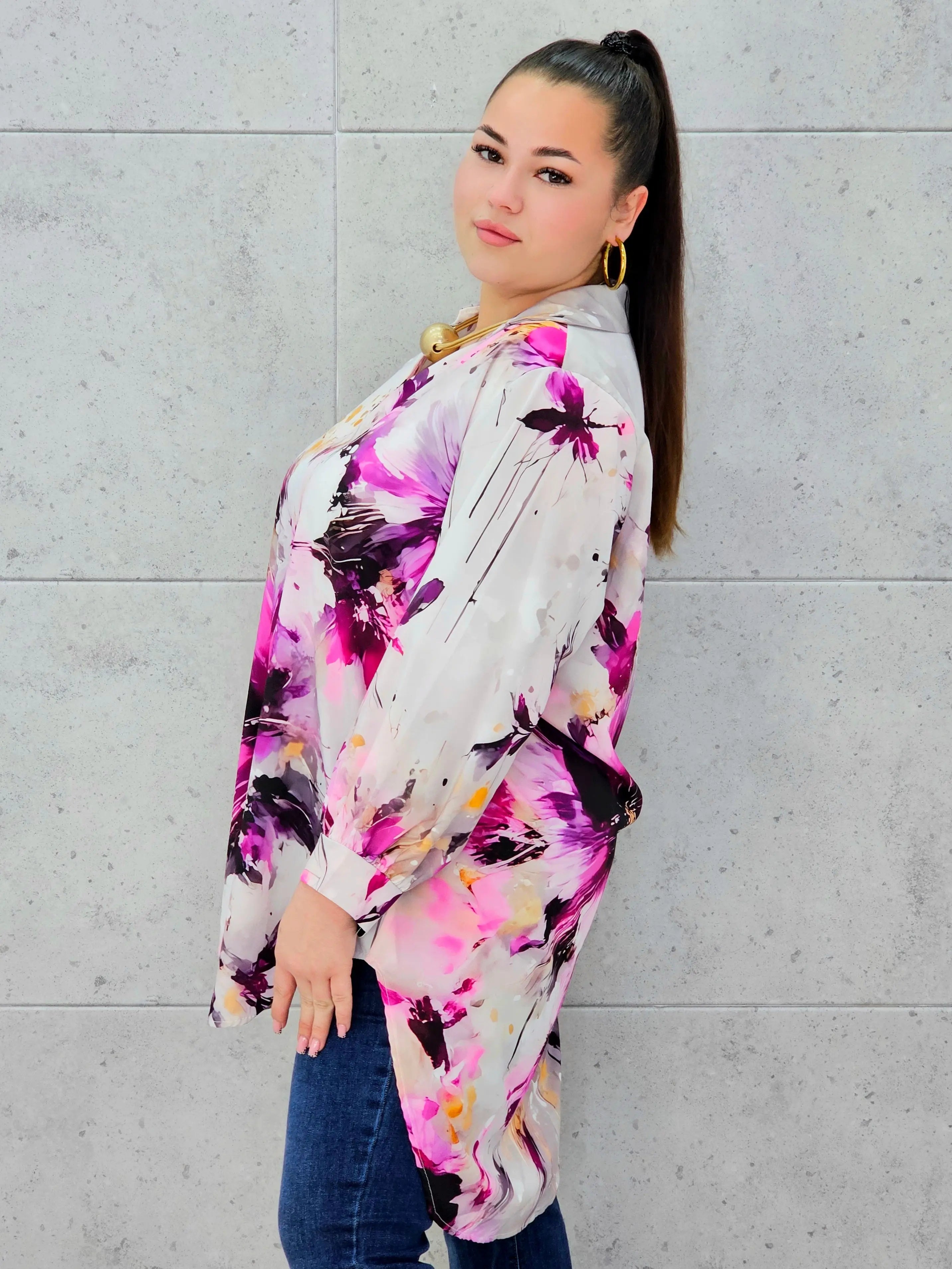 Bluzka szyfonowa plus size – lekka, elegancka i kobieca propozycja na każdą okazję Stylowa XL