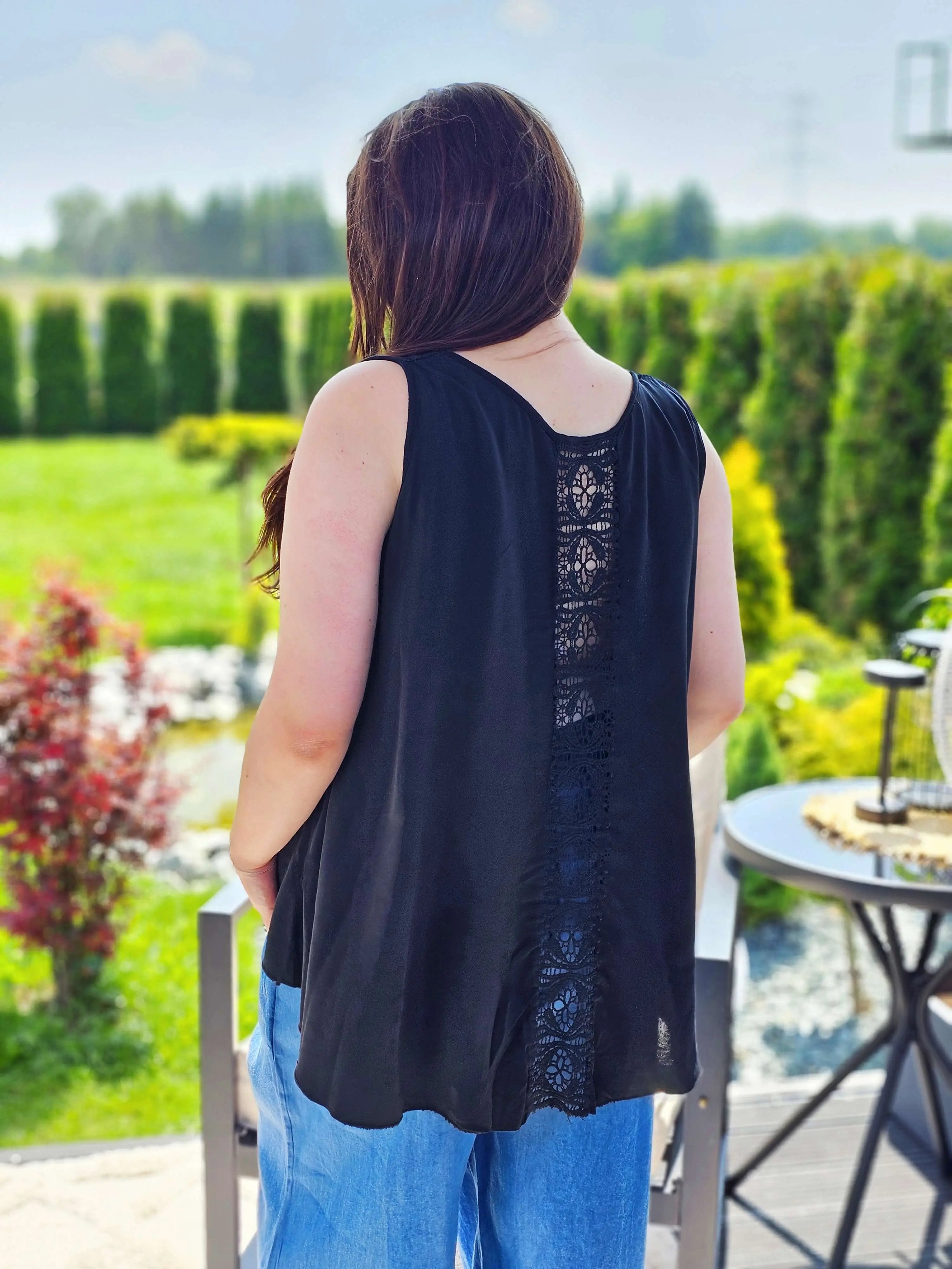 Bluzka z Koronkowym Wzorem na Plecach Stylowa XL