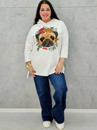 Bluzka z kapturem plus size StylowaXL z nadrukiem mopsa – wygoda i styl w jednym - Stylowa XL