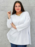 Bluzka z kieszonką plus size StylowaXL – oversize’owy komfort w modnym wydaniu - Stylowa XL