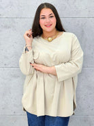 Bluzka z kieszonką plus size StylowaXL – oversize’owy komfort w modnym wydaniu - Stylowa XL