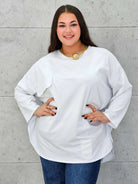 Bluzka z kieszonką plus size StylowaXL – oversize’owy komfort w modnym wydaniu - Stylowa XL