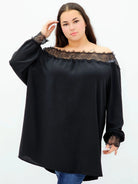 Bluzka z koronką – kobieca elegancja w każdej stylizacji Stylowa XL