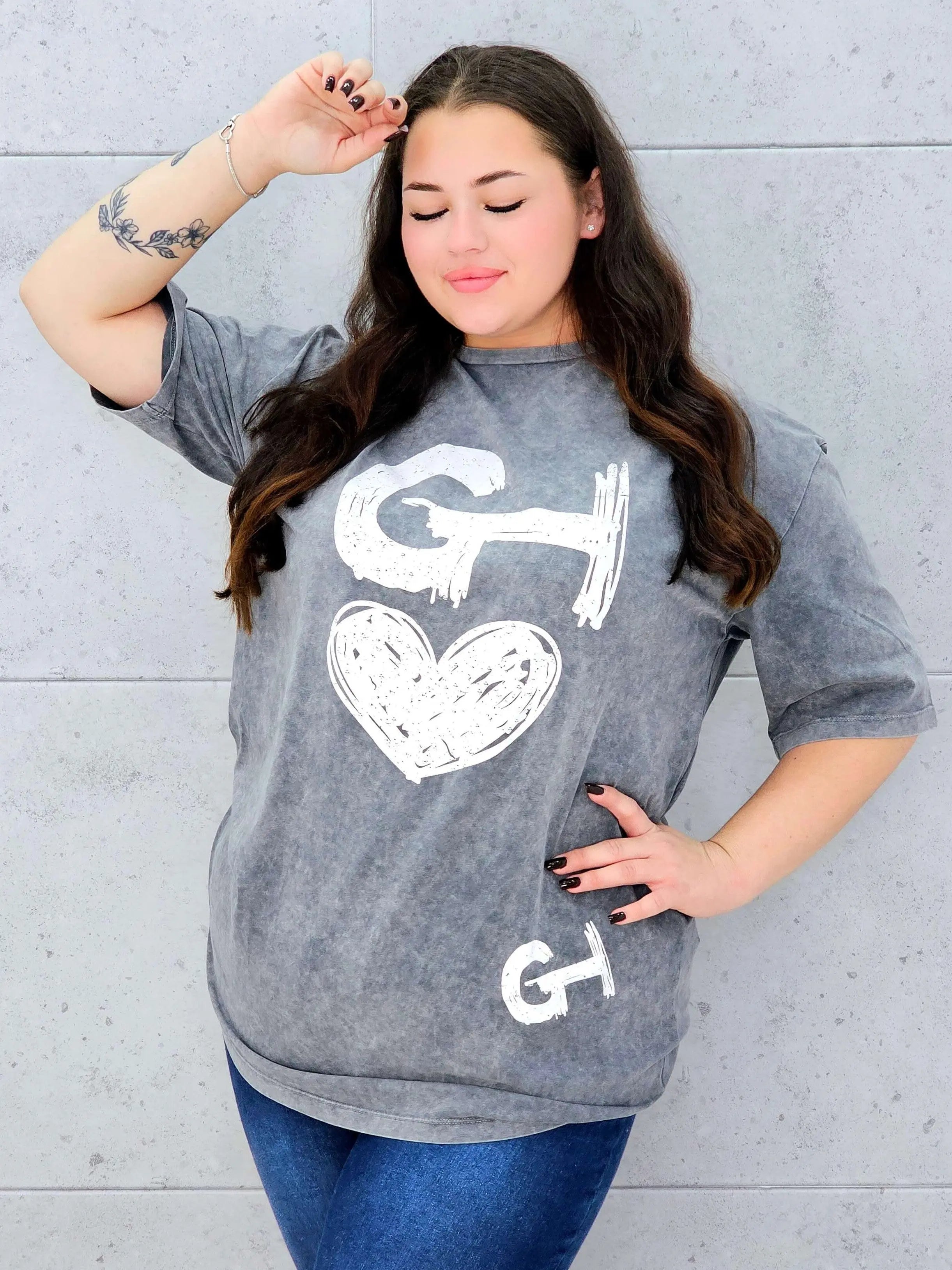 Bluzka z nadrukiem XXL – styl i wygoda w modzie plus size Stylowa XL