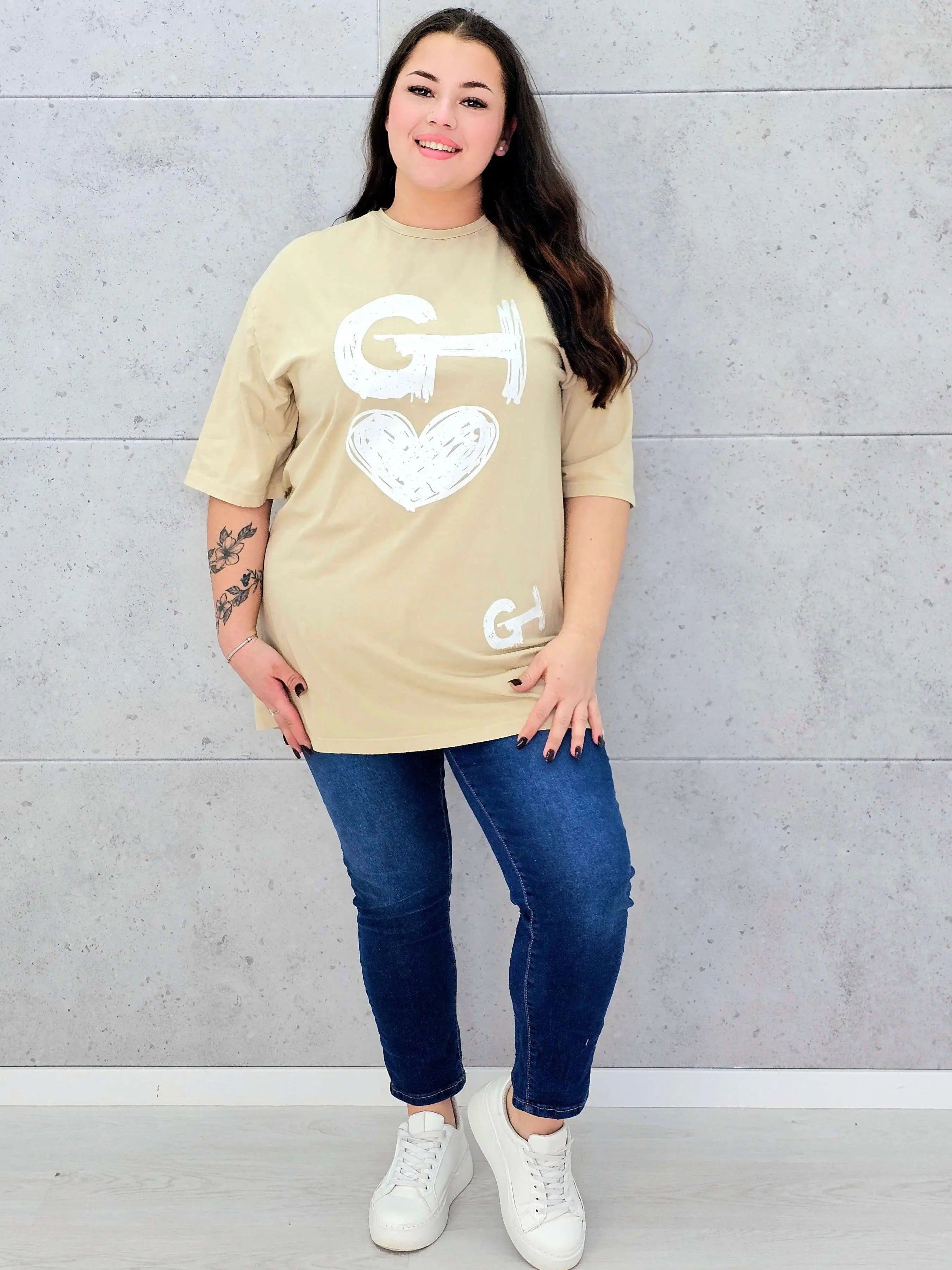 Bluzka z nadrukiem XXL – styl i wygoda w modzie plus size Stylowa XL